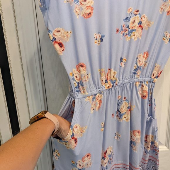 Sweet Floral Spring/Summer Dress with Pockets! - Picture 5 of 5